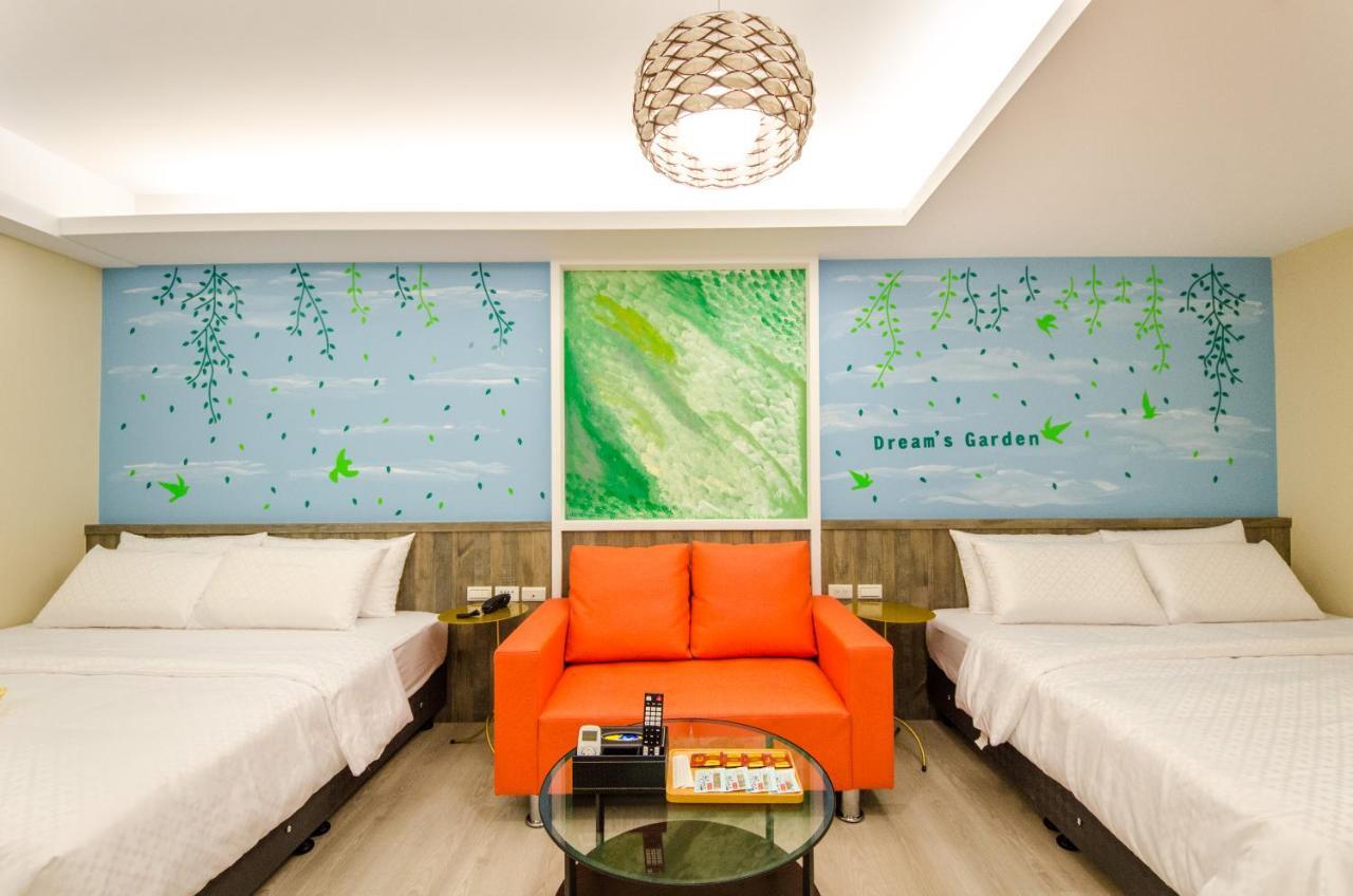 安尼赫時尚旅店 Anich Fashion Inn I 墾丁大街 I 親子遊戲區 I 停車位 Exterior foto
