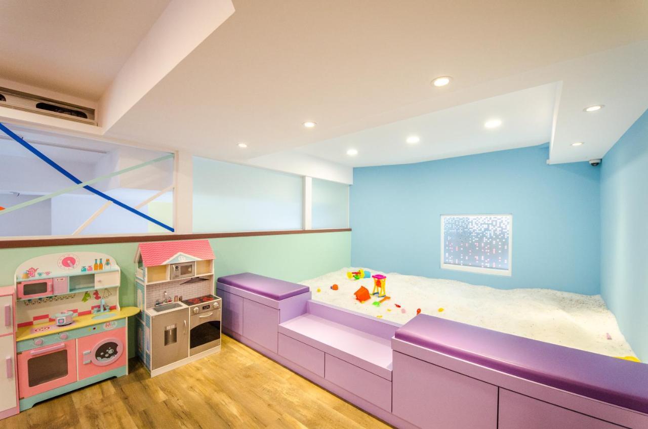 安尼赫時尚旅店 Anich Fashion Inn I 墾丁大街 I 親子遊戲區 I 停車位 Exterior foto